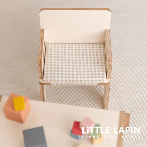 리브레 독서 의자 Livre Bookstand Chair